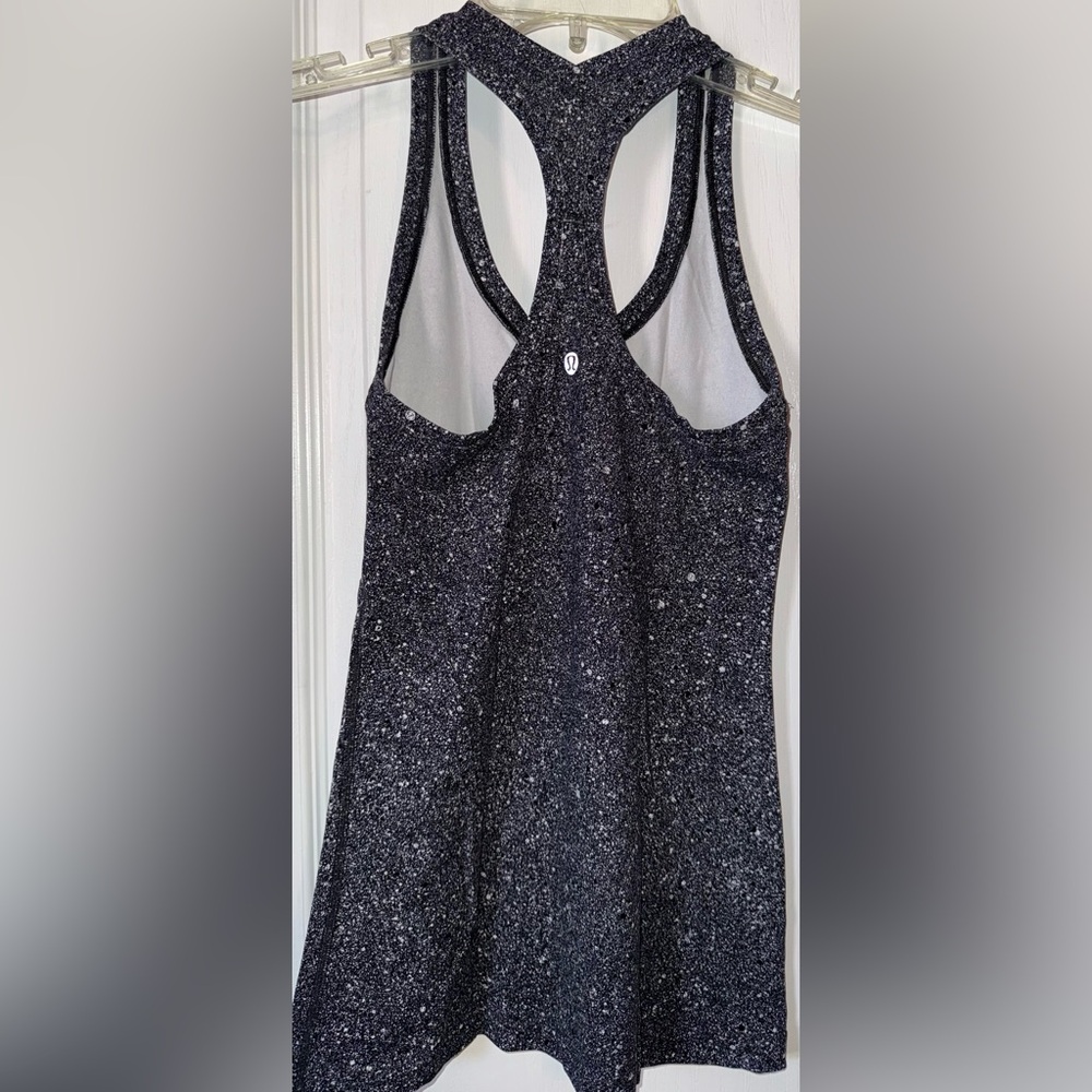 Lululemon Cool Racerback II in Mini Splatter White Black Size 4 - Picture 4 of 9